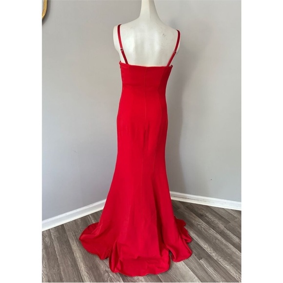 Cinq À Sept Women's Red Dilan Ruffle A Line Gown Ruby Red - Picture 7 of 10